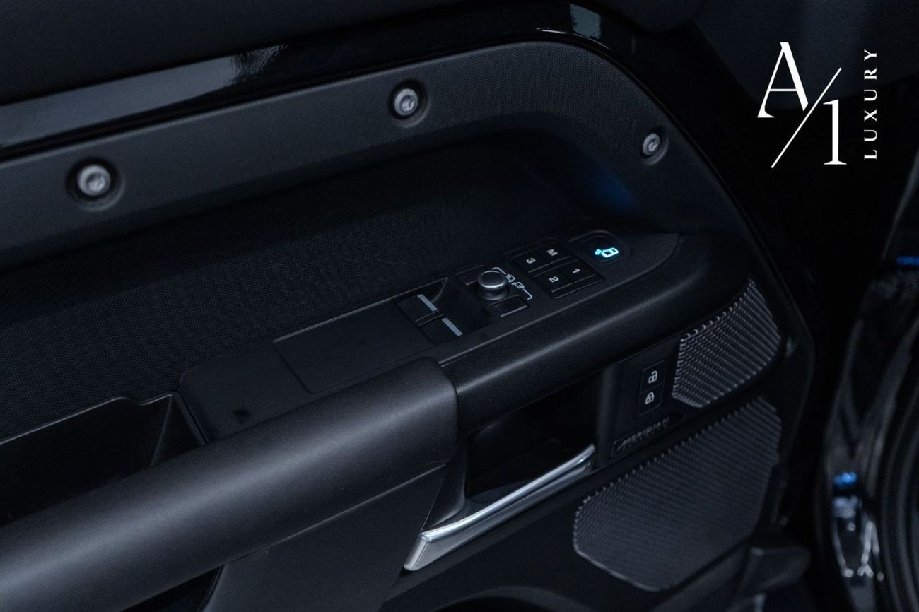 Land Rover Defender 90 P525 V8 Edition 2023 Land Rover Defender, Warranty, Service History, Excellent Condition