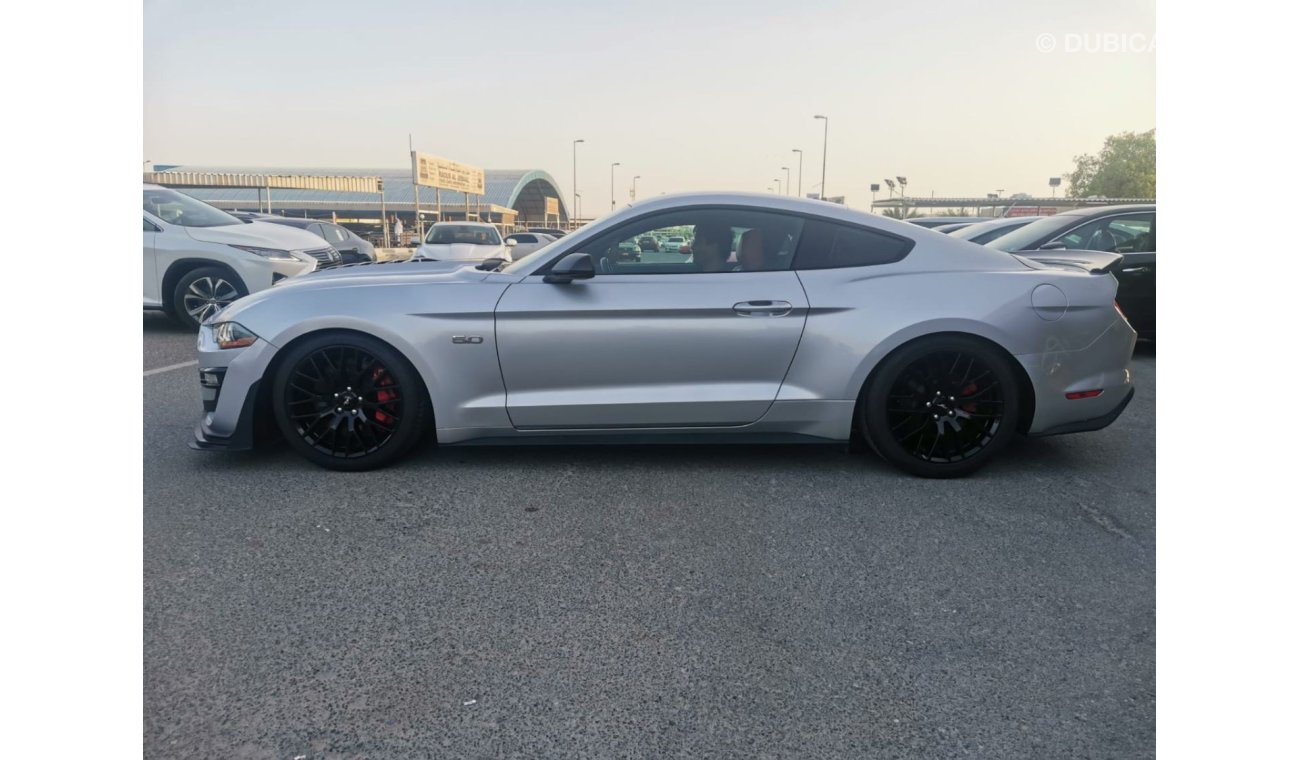 Ford Mustang GT