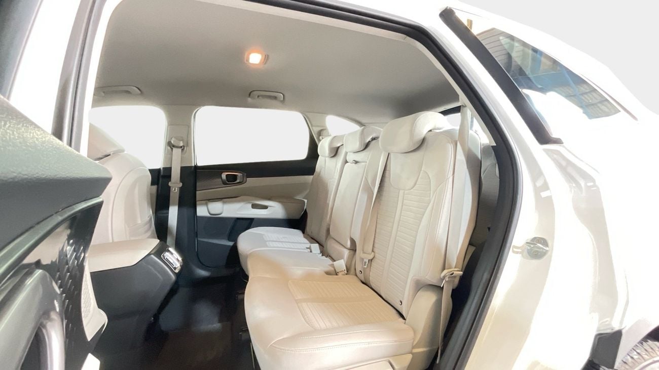 كيا سورينتو 2.5 LX 2WD AUTO | شامل الضمان | 0 ﺪﻔﻋﺓ ﺃﻮﻟﻯ