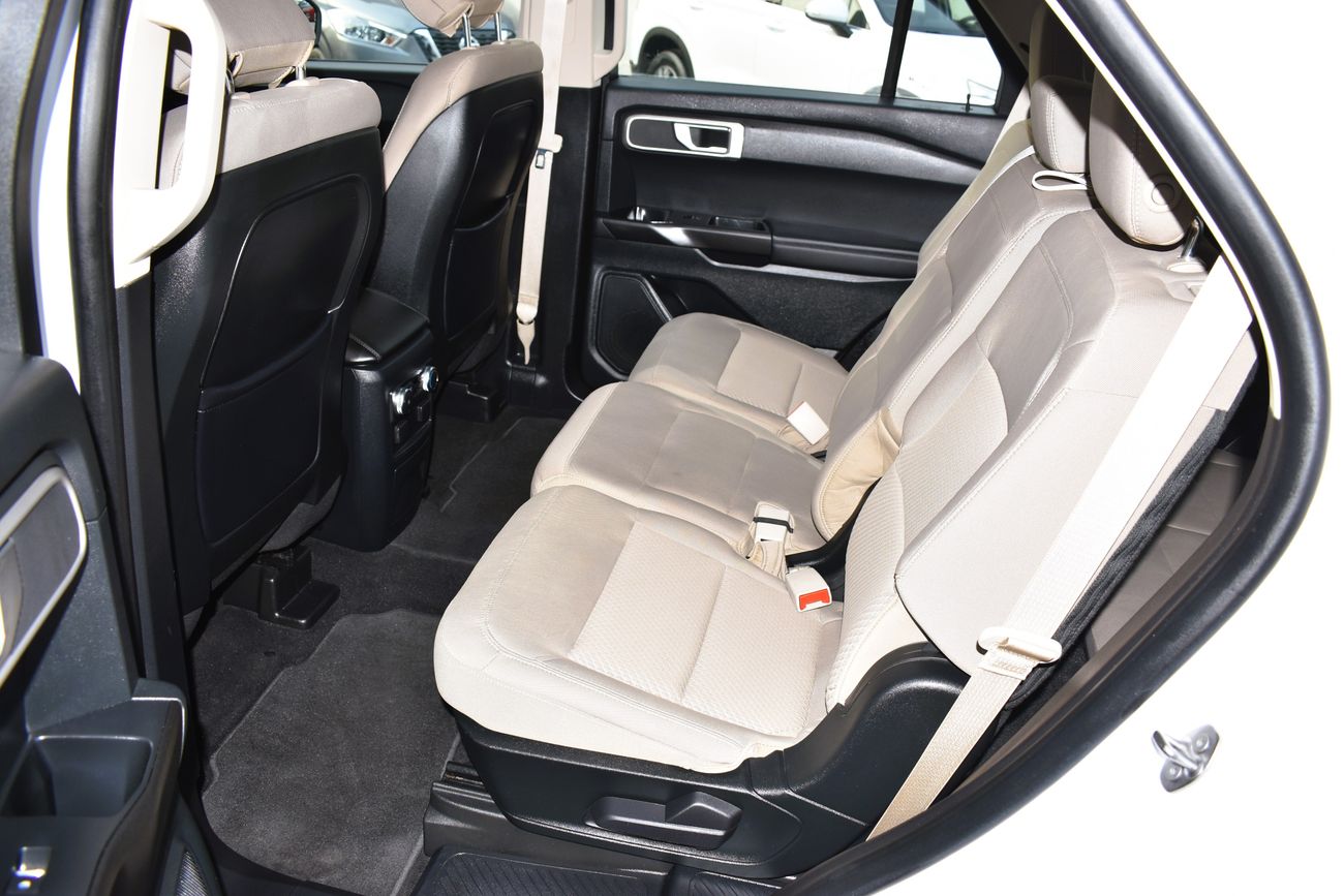 Ford Explorer AED 1539 PM 3.3L AT V6 AWD GCC GCC DEALER WARRANTY