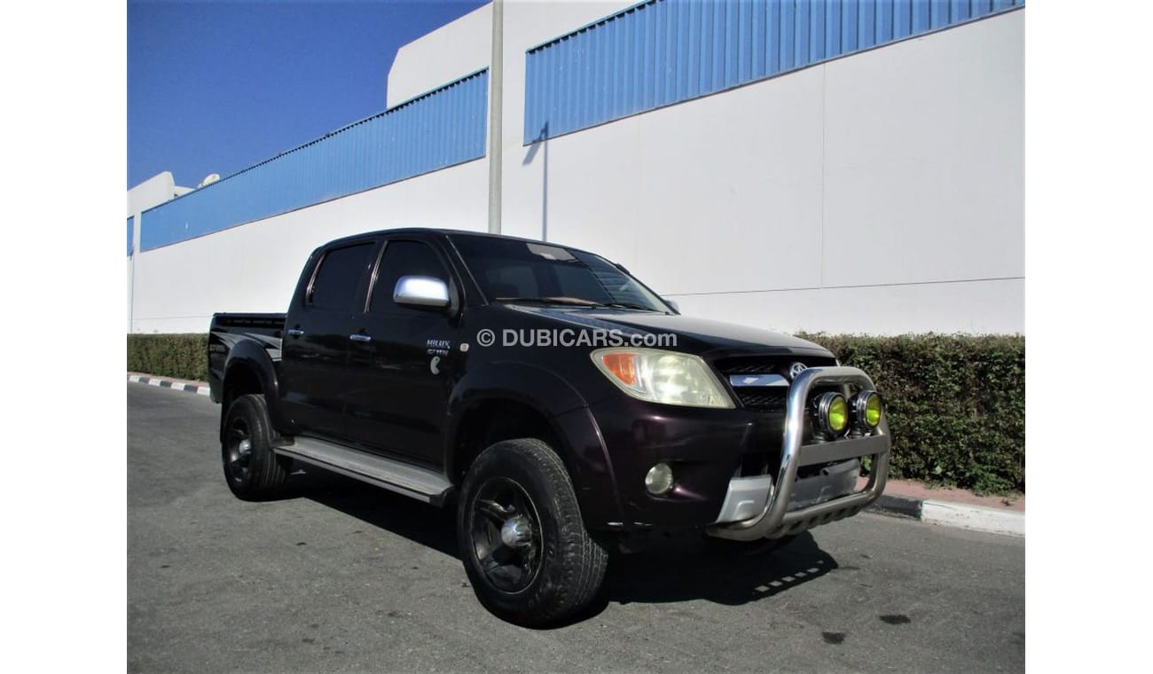 تويوتا هيلوكس تويوتا هايلكس 2007 فورويل استخدام شخصي صبغ وكاله بدون حوادث