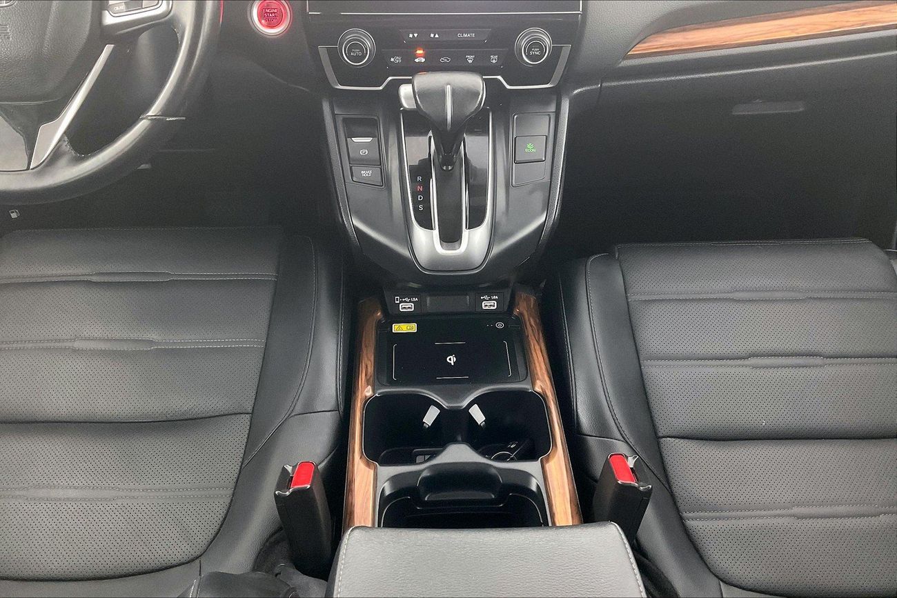 Honda CRV Touring | National Day Celebration | Guaranteed Warranty | 0 Down Payment