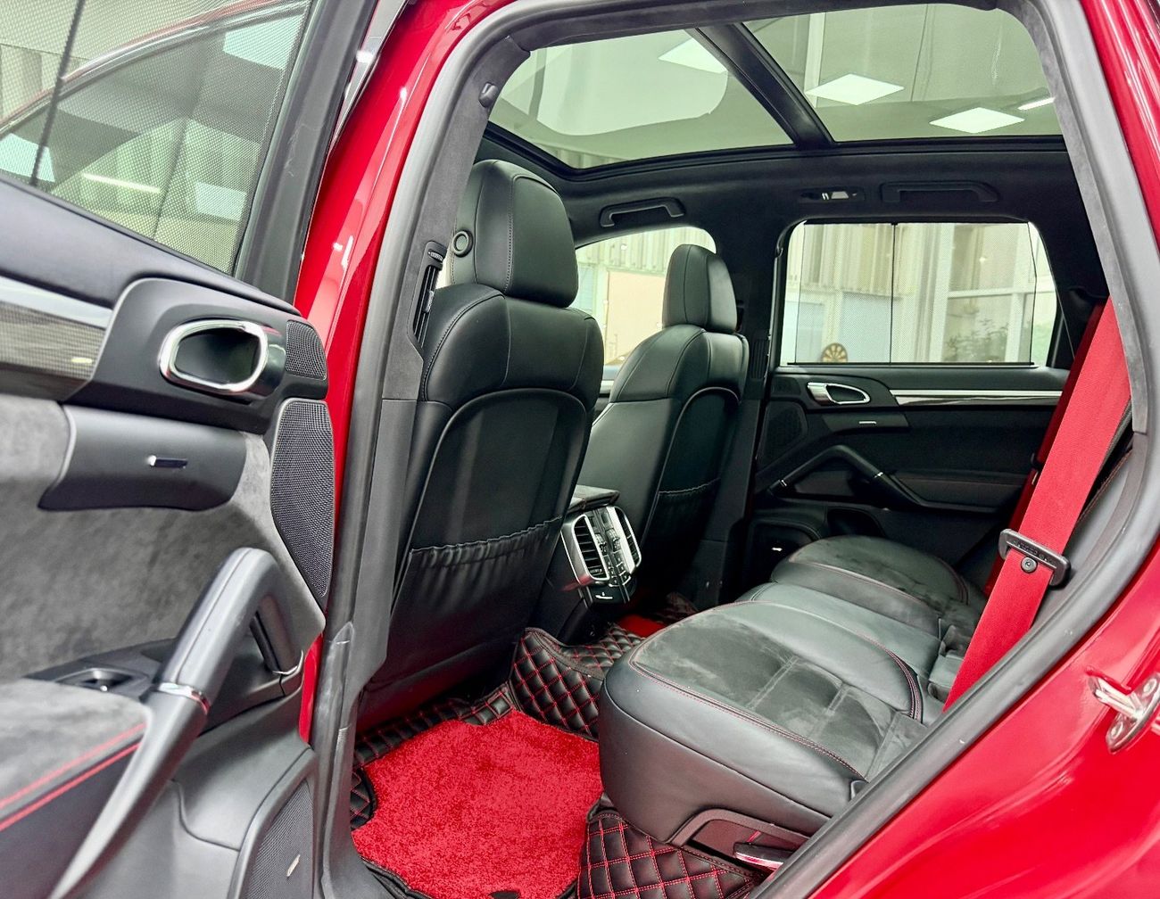 Porsche Cayenne GTS 4.8L