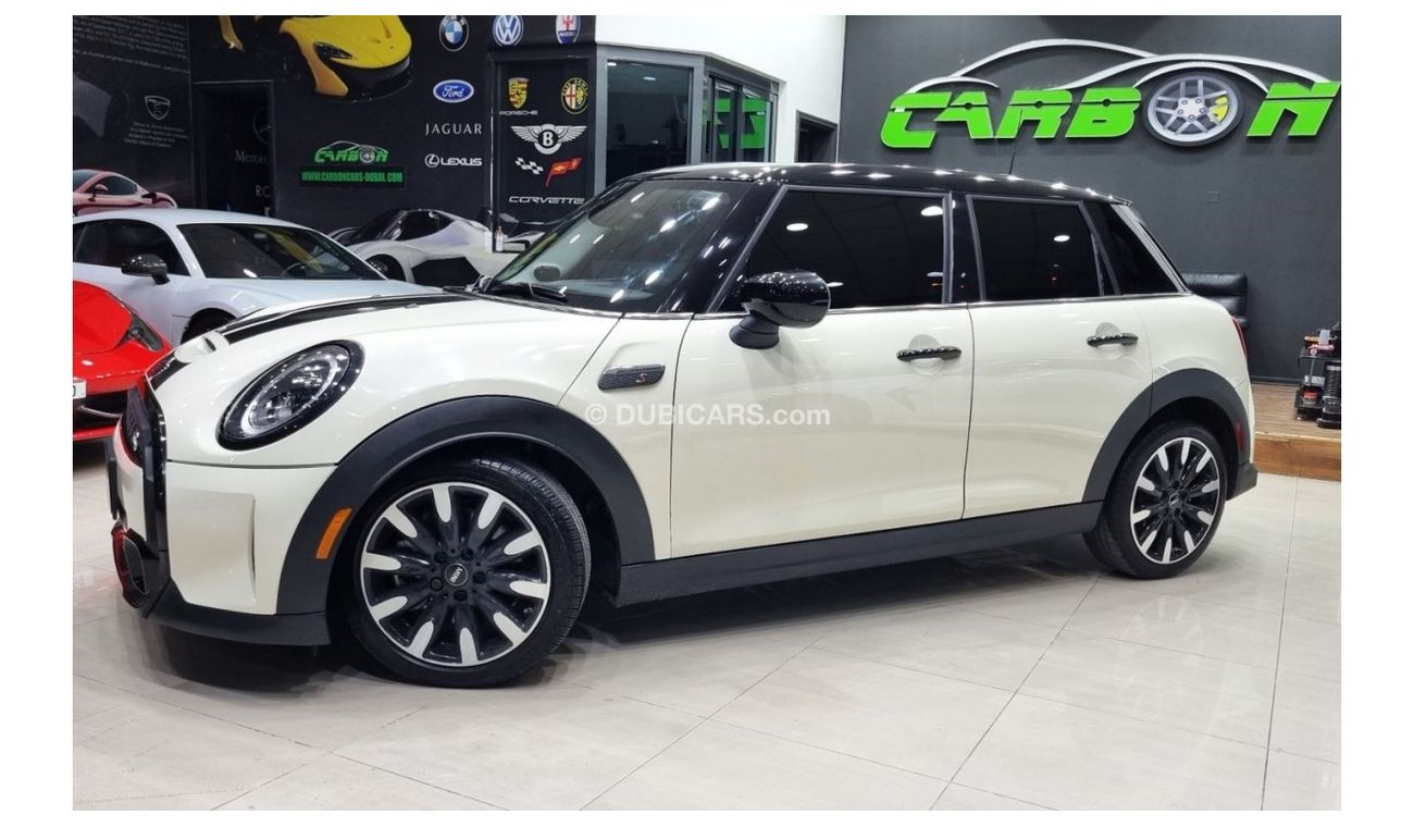 Mini Cooper S MINI COOPER S 2023 ONLY 7K KM IN MINT CONDITION FOR 109K AED INCLUDING 1 YEAR WARRANTY