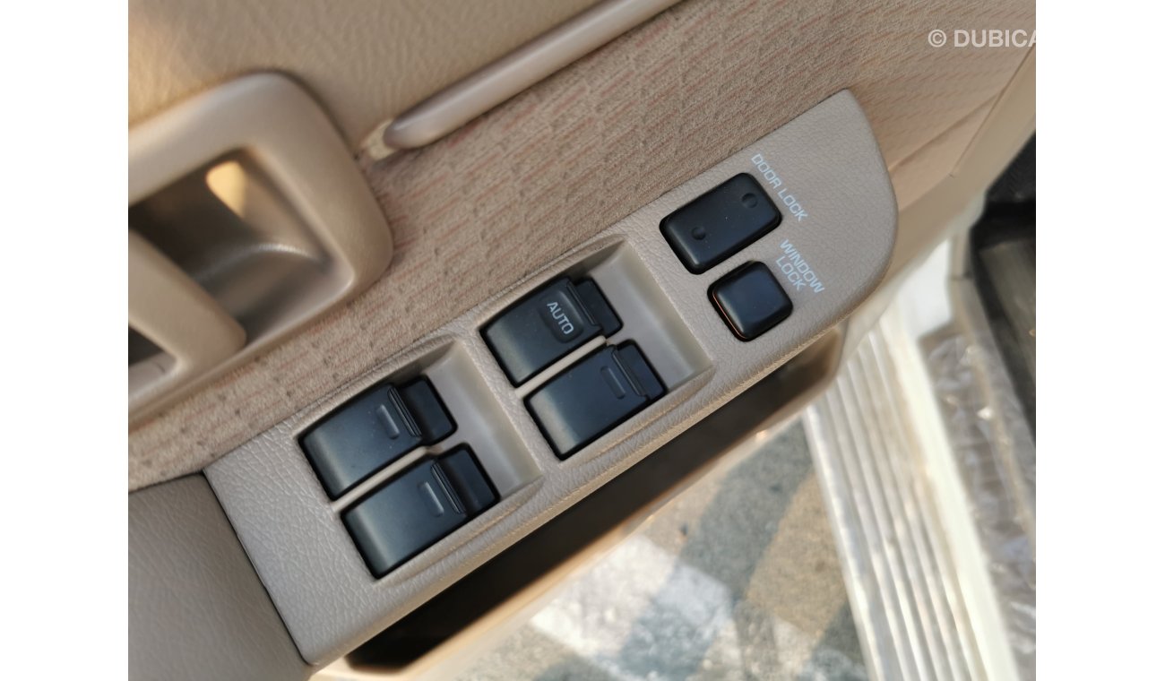 Toyota Land Cruiser 70 4.5L, 16' Tyre, Central Door Lock System, Power Window, Power Mirror, 4WD Gear Box, CODE-LCWH20