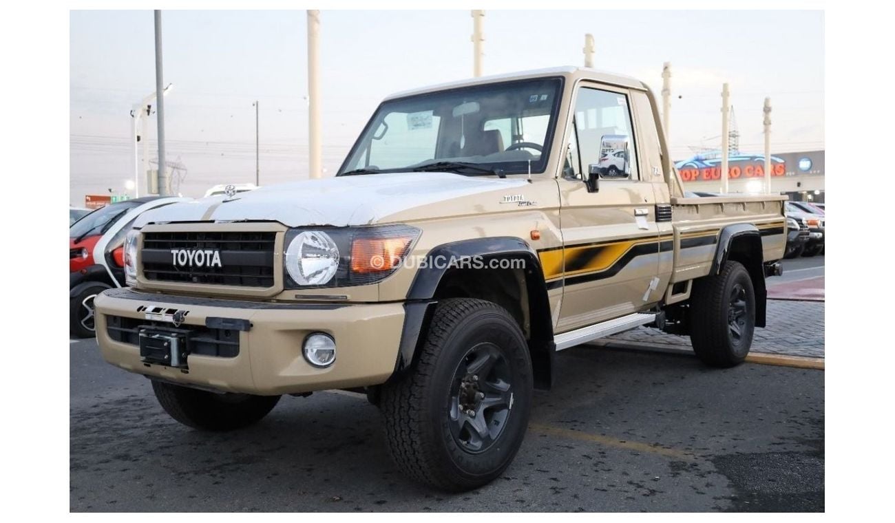 Toyota Land Cruiser Pick Up PICKUP 70th LX2 TOYOTA_LANDCRUIDER_LC_PICKUP_4.0L_2022_70TH_FULL_OPTIONS