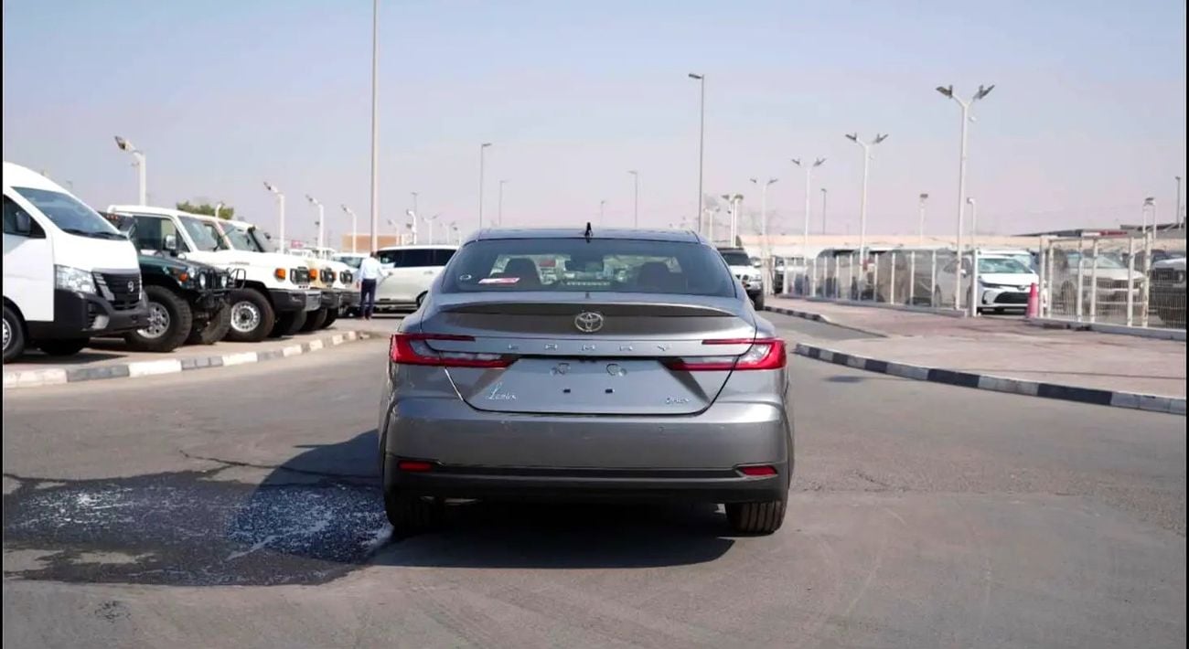 Toyota Camry LUMIERE HEV Lumiere 2.5L HYBRID | GCC Specs | Brand