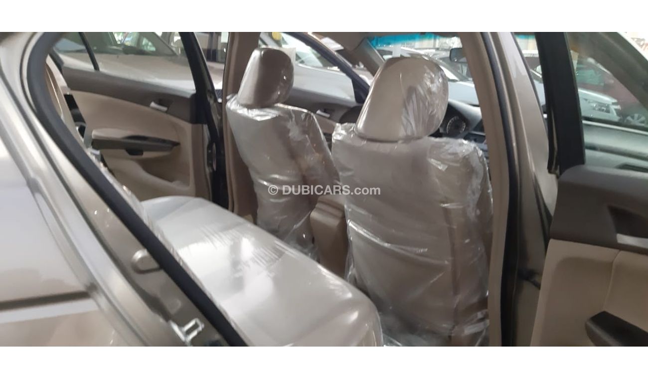 Honda Accord Gulf - accident-free - in excellent condition, you do not need any expenses
