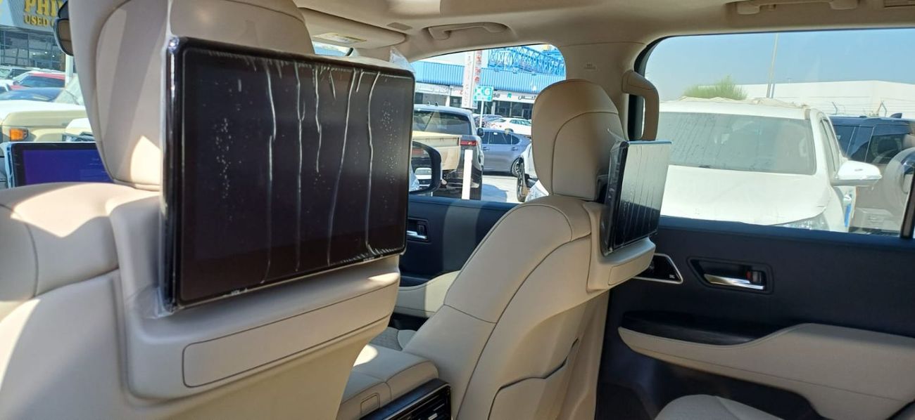تويوتا لاند كروزر TOYOTA LAND CRUISER VXR 3.5L HYBRID COLOR WHITE MODEL 2025