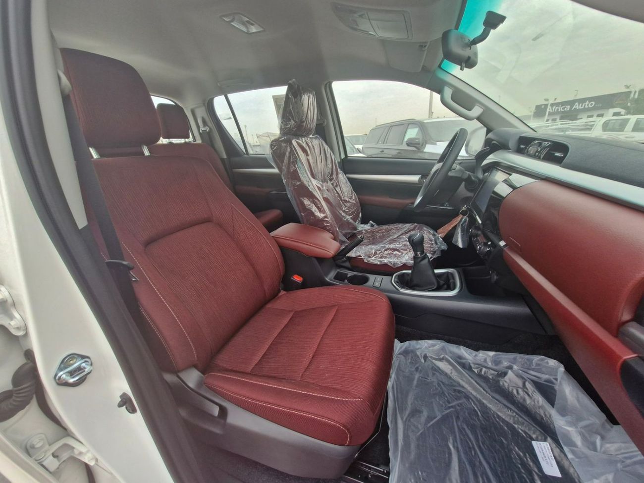 تويوتا هيلوكس GLX 2.7L Double Cab Utility 4WD M/T