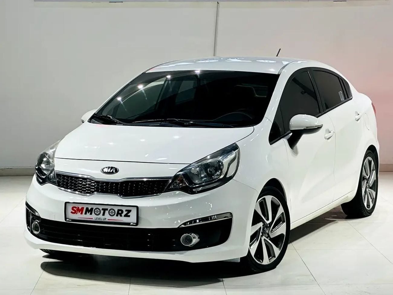 Kia Rio EX 1.4L (107 HP) Hatchback
