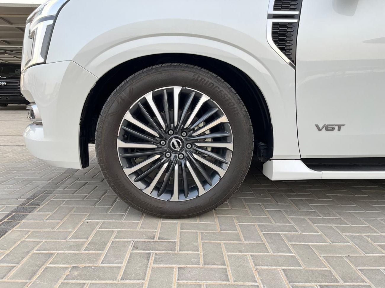 Nissan Patrol LE PLATINUM CITY 5 year Warranty with Service contract from Al Masood . Certified Pre owned Vehicle