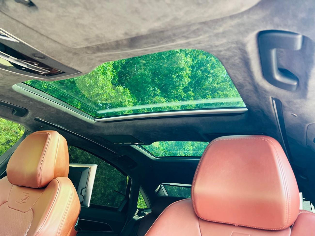 أودي A8 L 60 TFSI quattro 4.0L (460 HP)