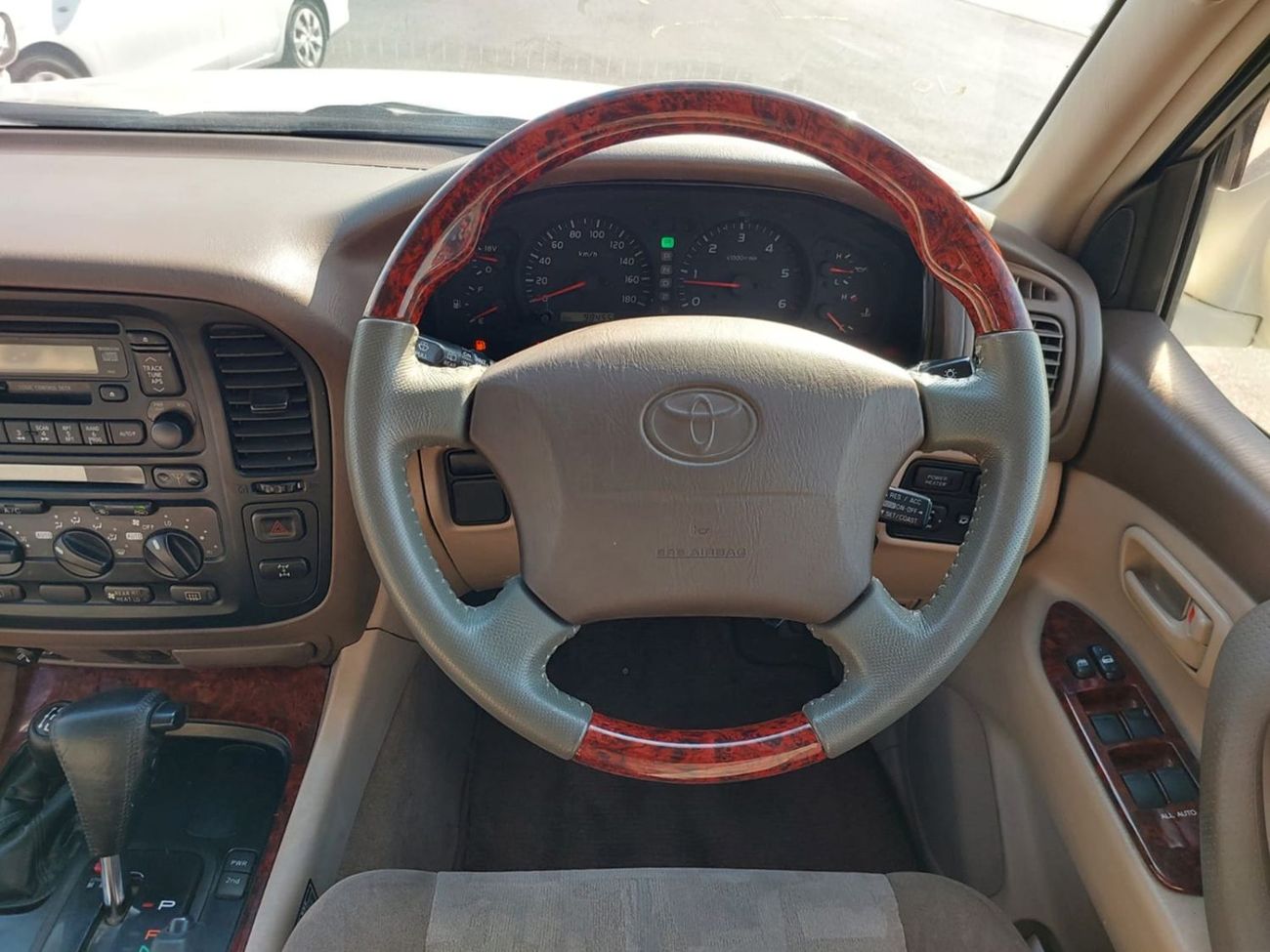 Toyota Land Cruiser TOYOTA LAND CRUISER SUV RHD 1999 MODEL 4.2 L DIESEL AUTOMATIC(PM13650)