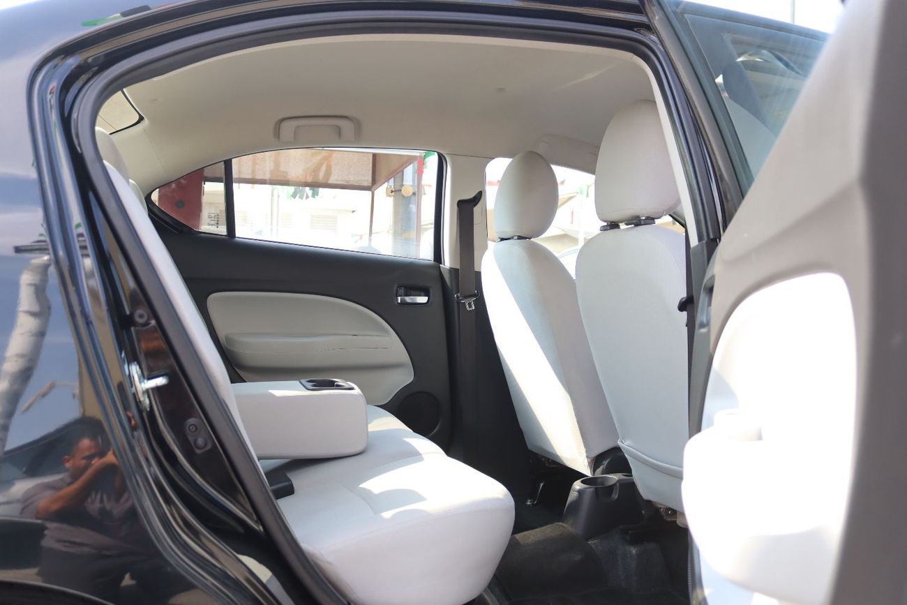 ميتسوبيشي اتراج ميتسوبيشى أتراج - 2022 - خليجى- بدون حوادث - بمحرك 1.2L- ممشى قليل - بحاله ممتازه