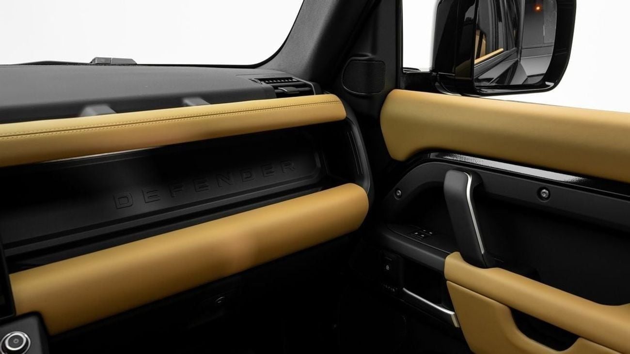 Land Rover Defender X-Dynamic HSE P400e - 2026 - Under Warranty