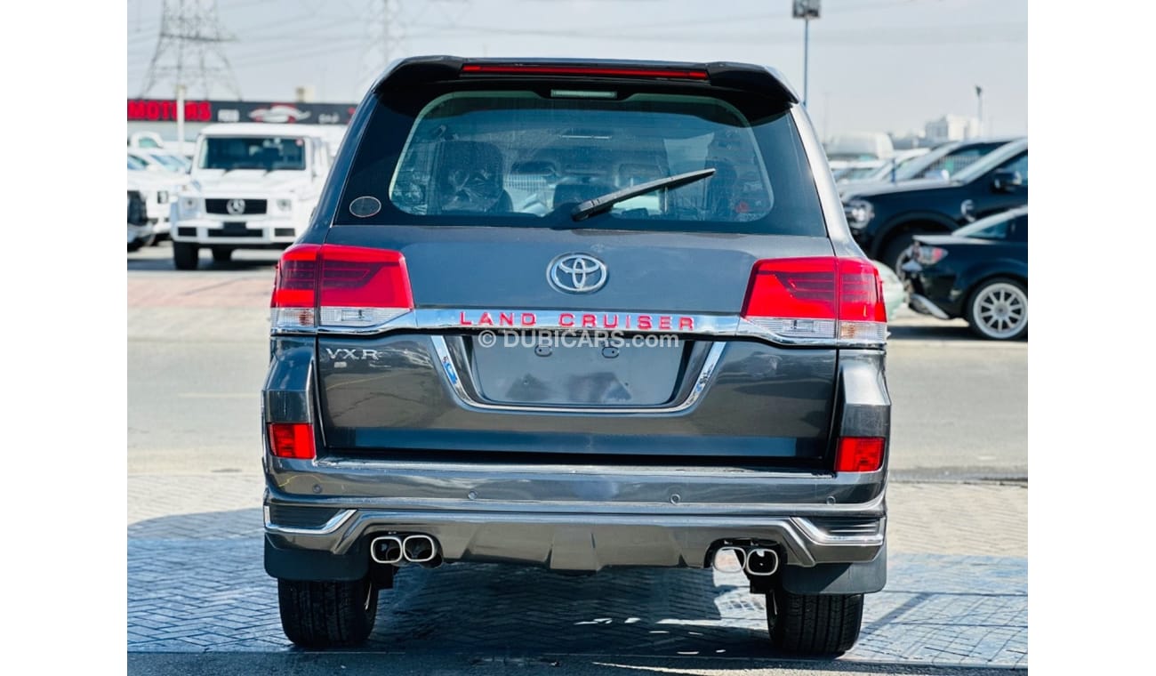 Toyota Land Cruiser Land Cruiser VXR V8 , Right hand drive