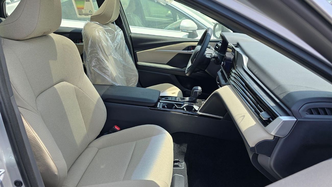تويوتا كامري 2026 Toyota Camry LE 2.5L AT Hybrid (Silver)