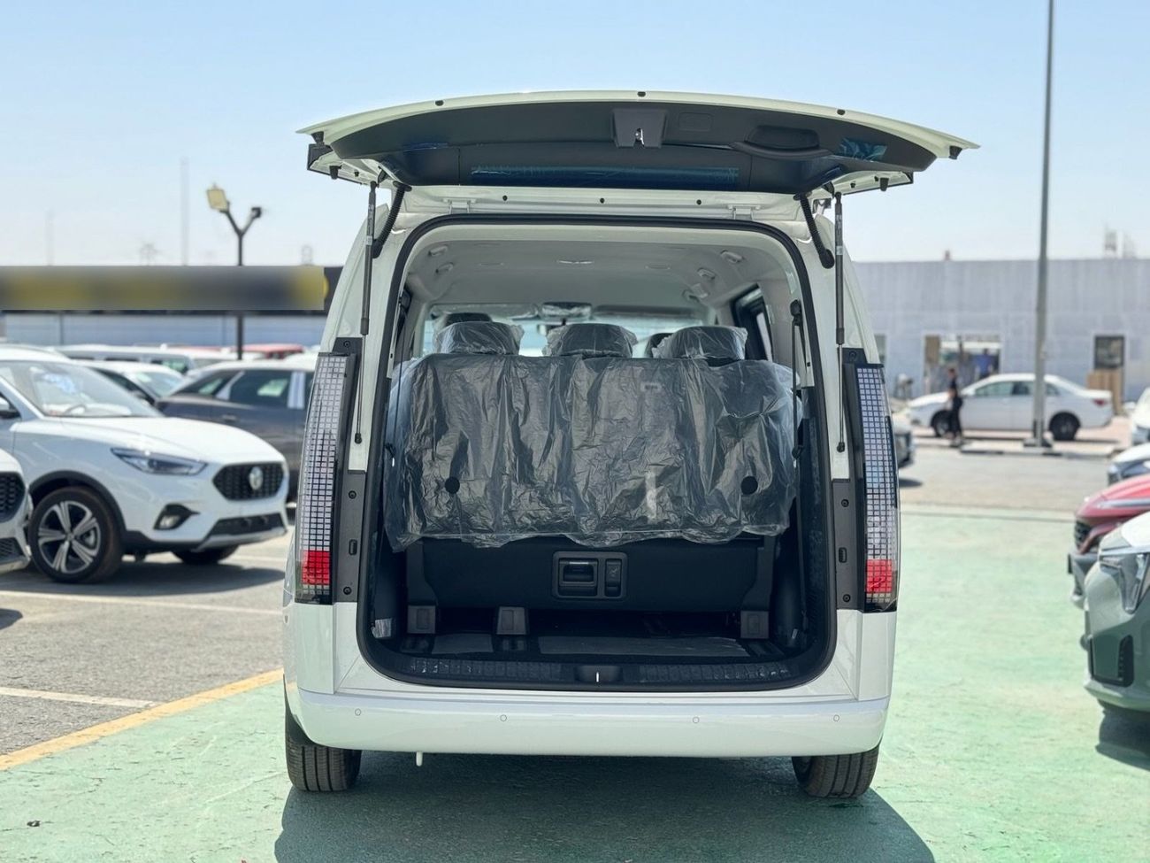 هيونداي ستاريا HYUNDAI STARIA 2.2L ( DSL) - 2025