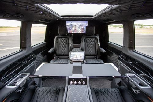 مرسيدس بنز V 300 Senzati® Jet Class® Oryx Edition® 6 Seat Ebony Leather