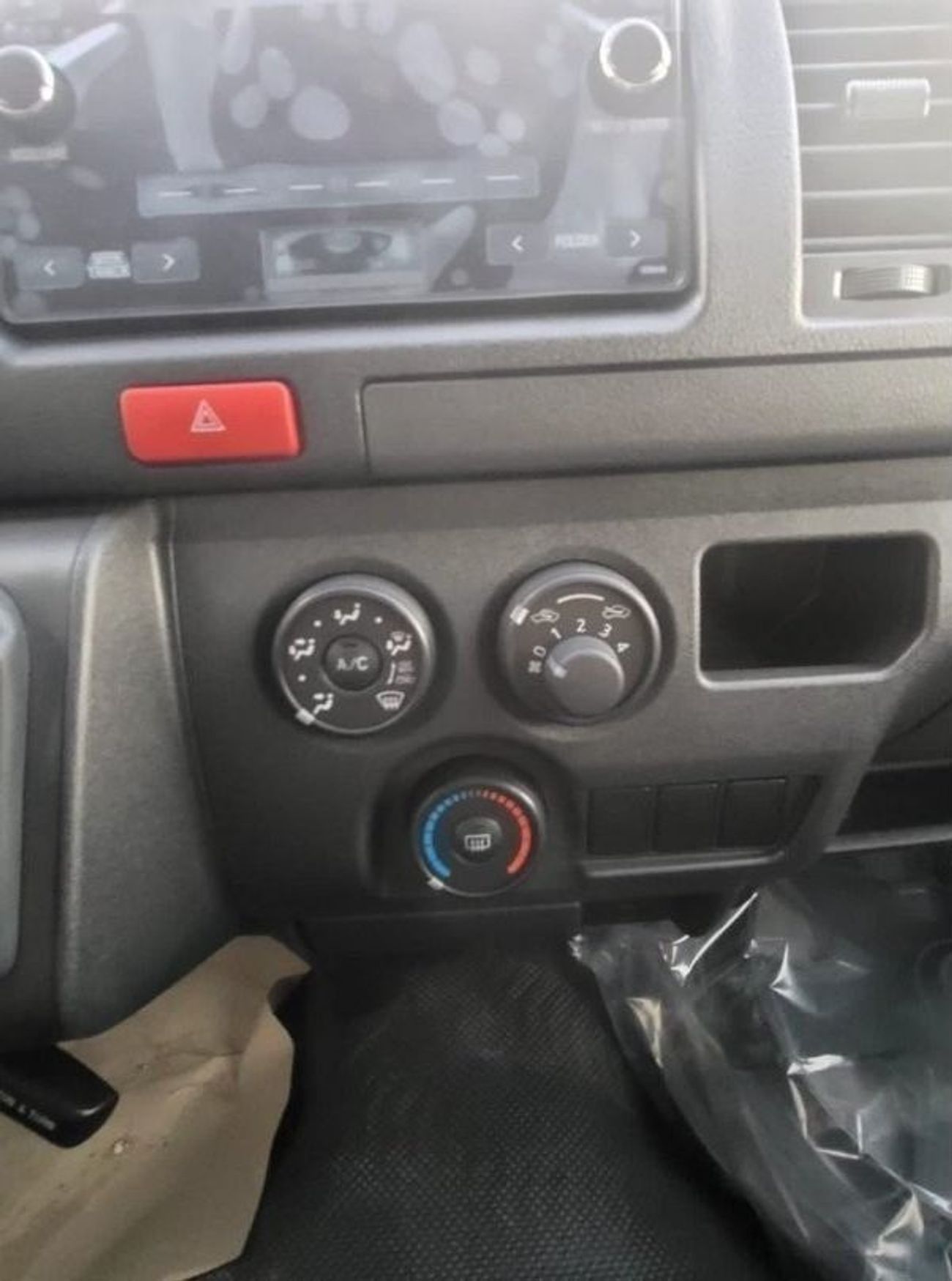 Toyota Hiace Toyota Hiace Cargo 2.7L Petrol 2023