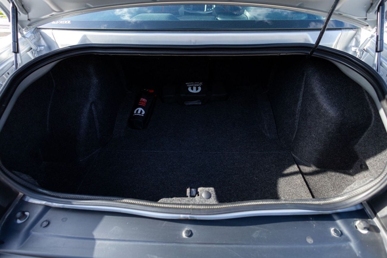 Dodge Challenger R/T 5.7L (370 HP) Dodge Challenger R/T 2021 GCC | Warranty