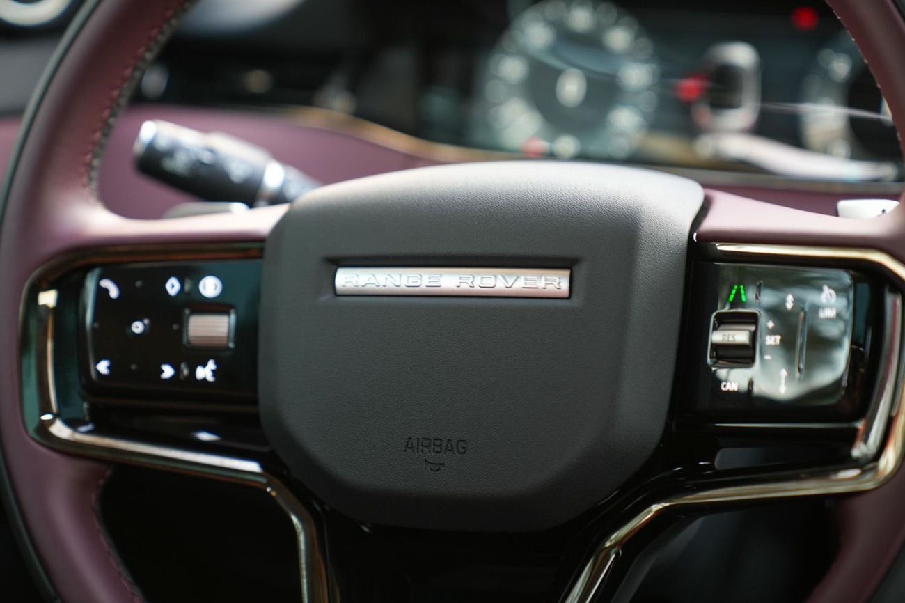 لاند روفر رانج روفر إيفوك SE P250 DYNAMIC 2025!! FIVE YEARS WARRANTY!! THREE YEARS SERVICE CONTRACT!!