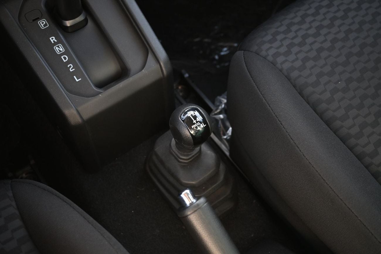 سوزوكي جيمني Suzuki Jimny GLX 1.5L (5-Doors) Petrol 4WD, Model 2025, Color Silver