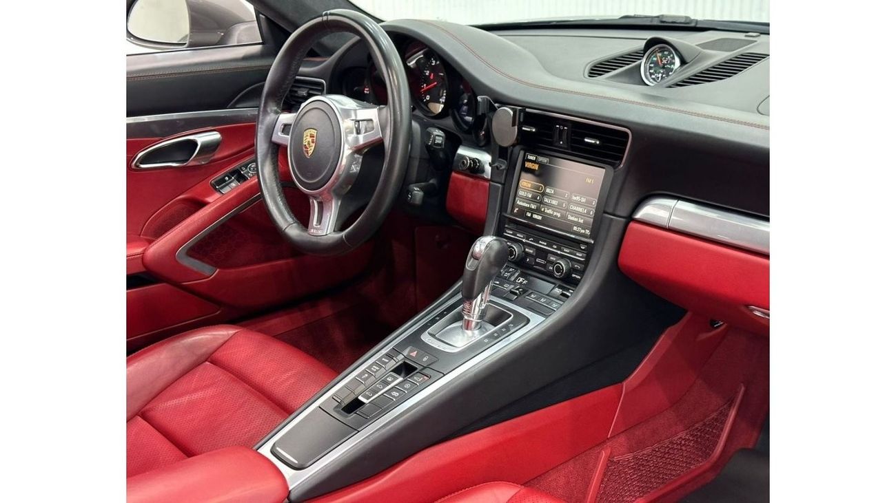 Porsche 911 2015 Porsche 911 Carrera, Full Porsche Service History, Excellent Condition, GCC
