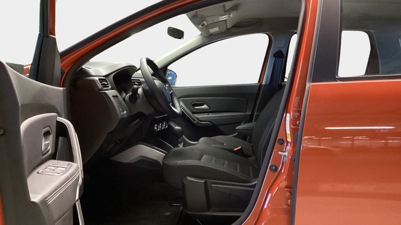 Renault Duster LE 1.6L LE | Guaranteed Warranty | 0 Down Payment