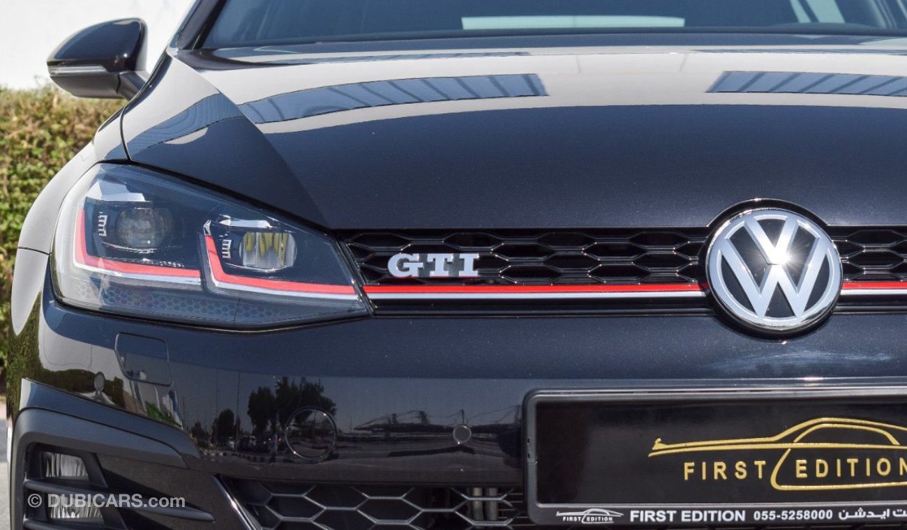 فولكس واجن جولف GTI