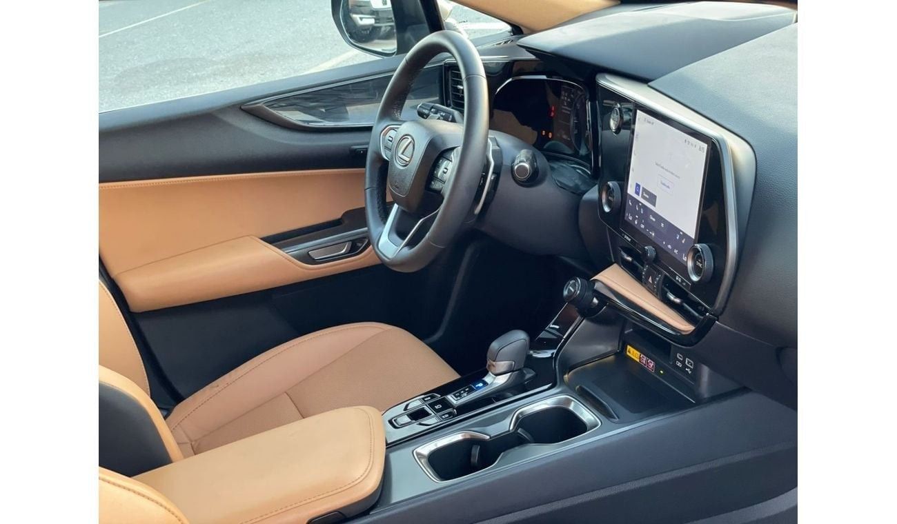 لكزس NX 300 2023 Lexus NX300 Premium 2.4L V4 Turbo - 4x4 AWD Full Option - 14,800 Mileage