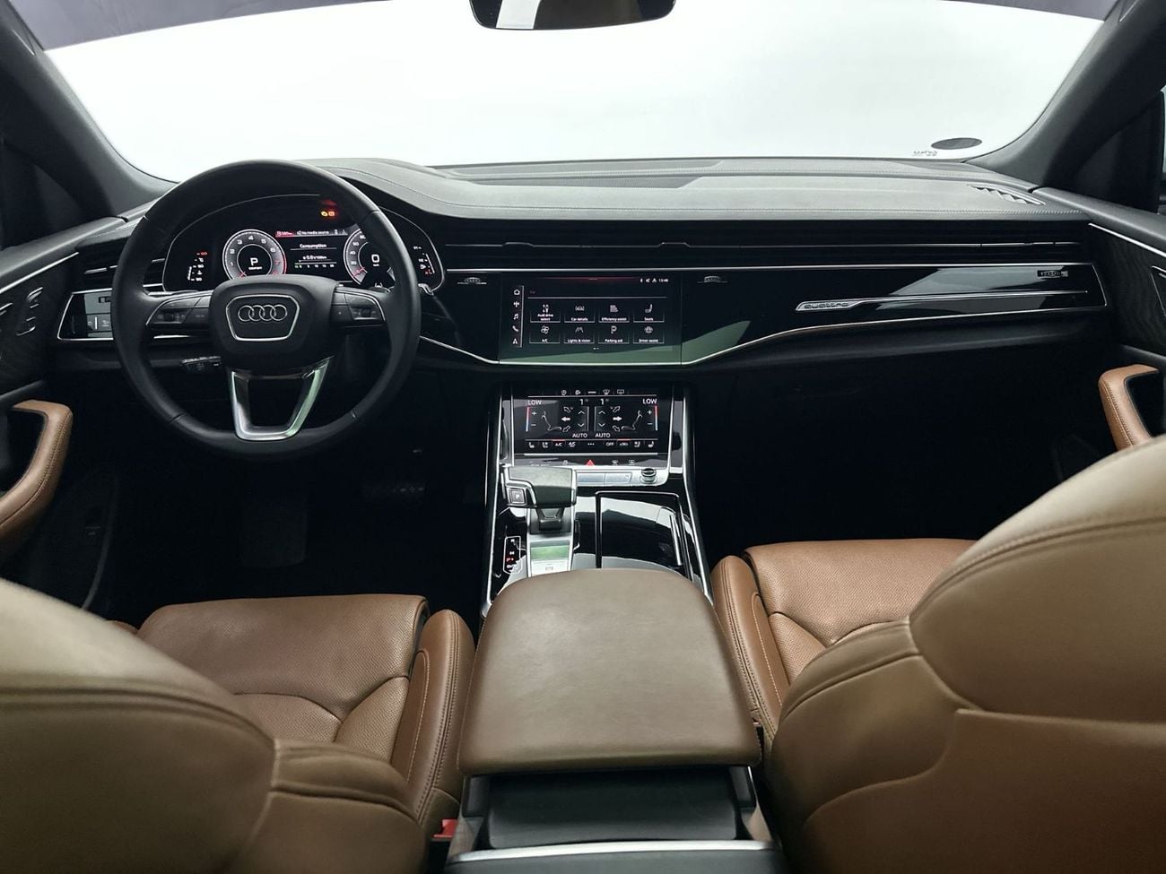 أودي Q8 55 TFSI quattro (340 HP) Luxury (Ref# 07009)