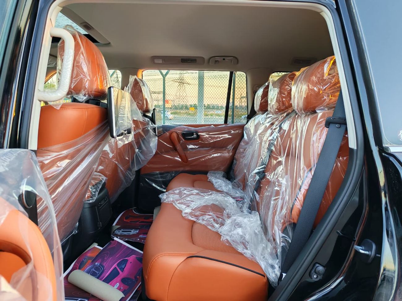 نيسان باترول 2024 Nissan Patrol LE Platinum (Full-Option) 5.6L V8 Petrol A/T 4WD Export Only