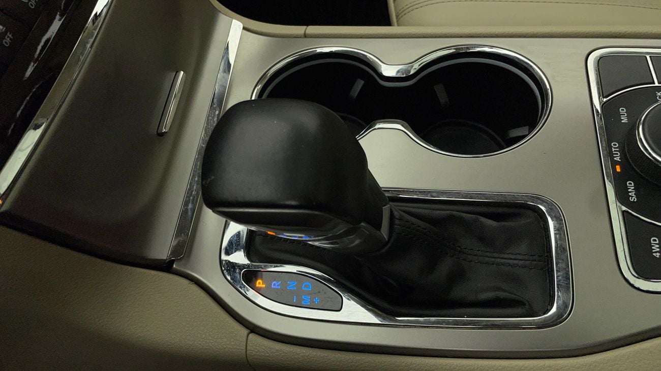 جيب جراند شيروكي LIMITED 3.6 | بدون دفعة مقدمة | اختبار القيادة في المنزل