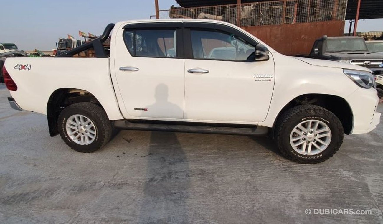 Toyota Hilux DIESEL 2.8 Ltr Manual