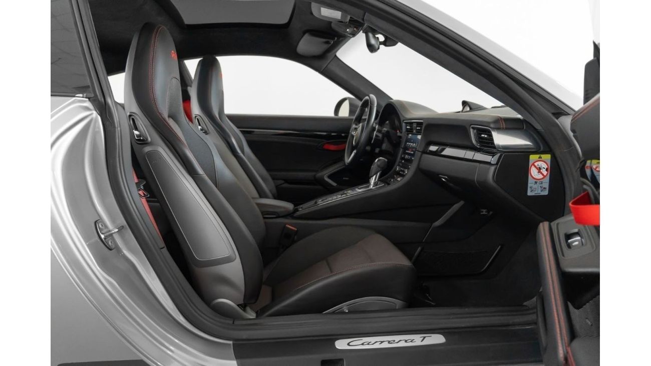 Porsche 911 2018 Porsche 911 Carrera T / Sports Chrono Plus / Full-Service History / Porsche Warranty