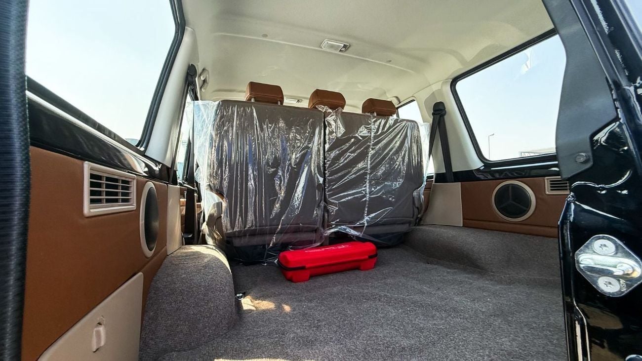 تويوتا لاند كروزر 70 TOYOTA LAND CRUISER HARD-TOP (70 SERIES) A/T 4.0L - 2025