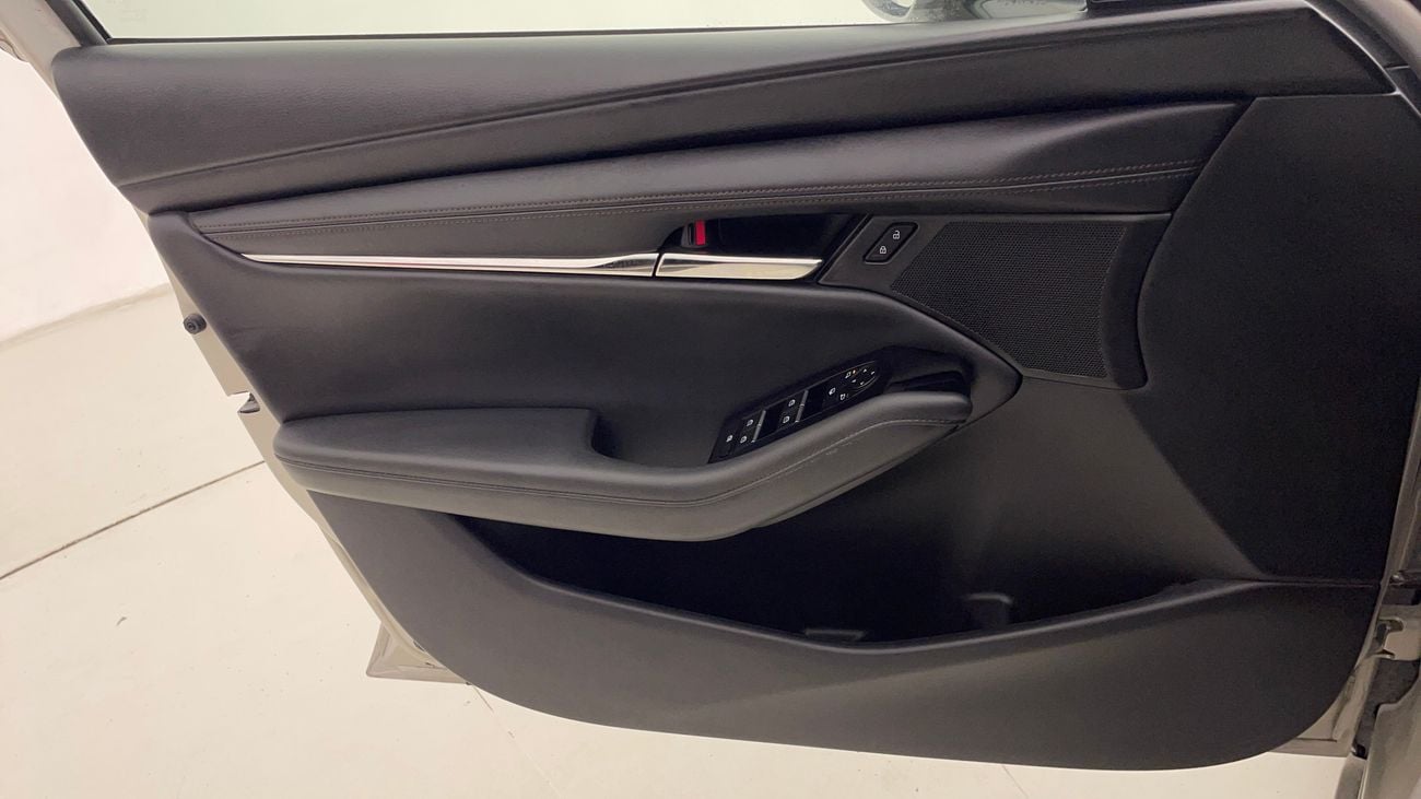 مازدا 3 EVOLVE 2 | بدون دفعة مقدمة | اختبار القيادة في المنزل