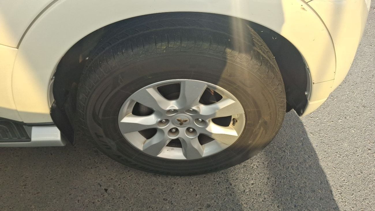 ميتسوبيشي باجيرو GLS MIDLINE 3 | بدون دفعة مقدمة | اختبار القيادة في المنزل