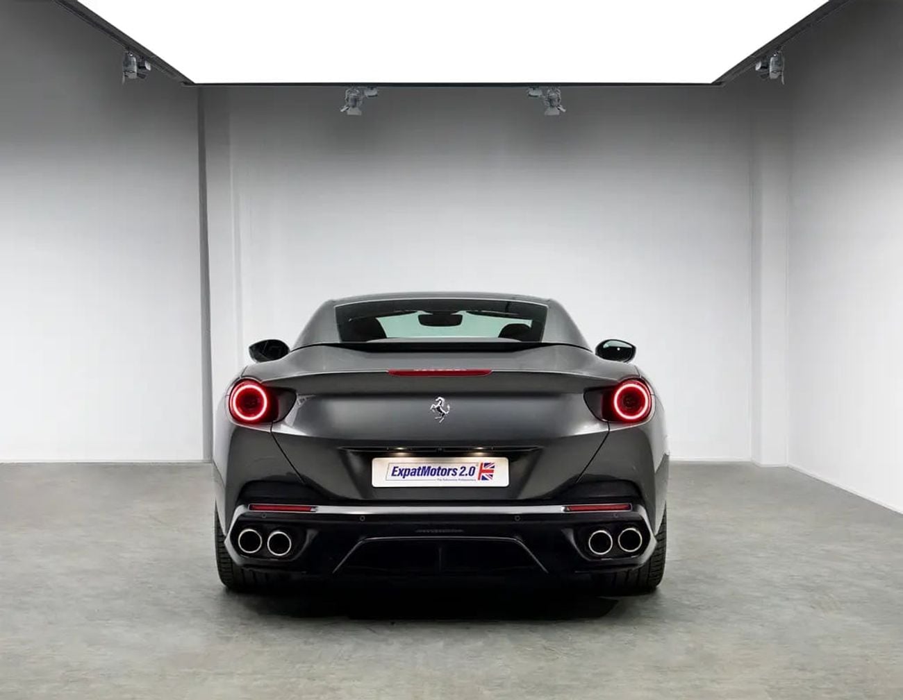 فيراري بورتوفينو ستاندارد Full Service History • 3.9L V8 Twin-Turbo Convertible • GCC