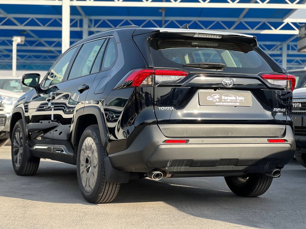 Toyota RAV4 2.5L PTR A/T // 2025 // Mid With Sunroof , Wireless Charge , DVD&Back Camera // Special Offer // By 