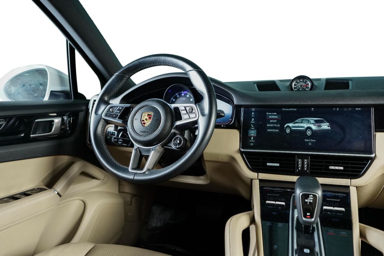 Porsche Cayenne STD GCC -well maintained- crono package