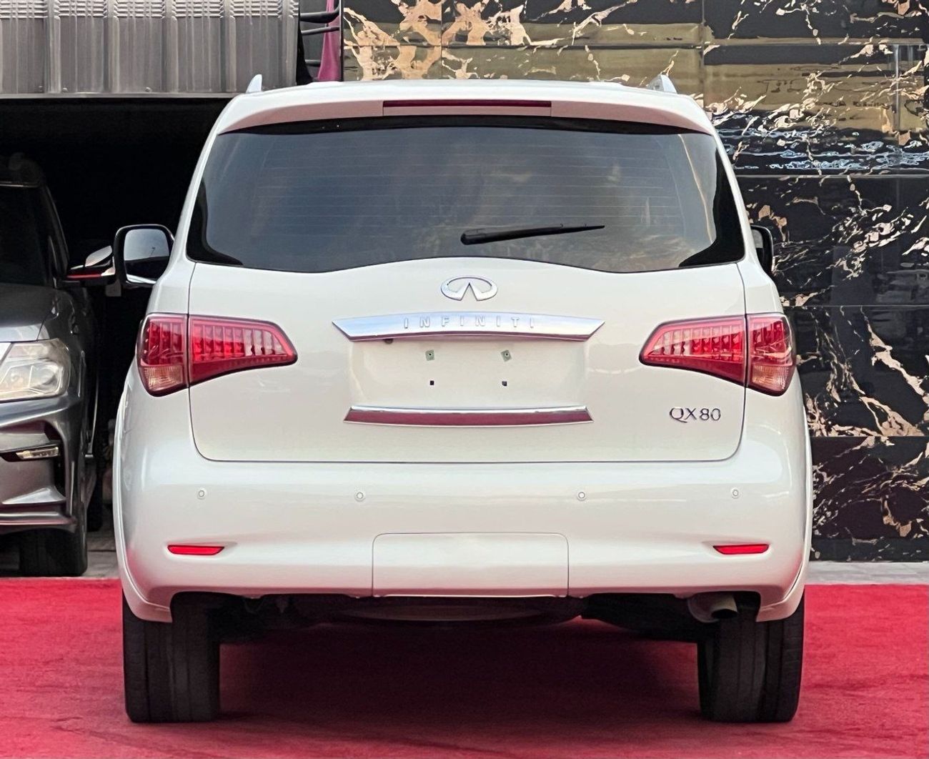 إنفينيتي QX80 5.6