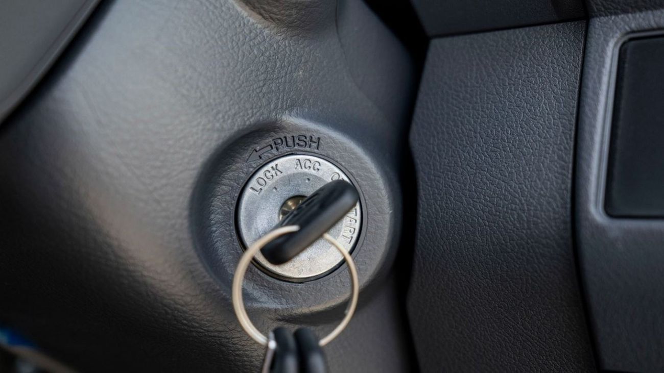 Toyota Land Cruiser Pick Up (RHD) TOYOTA LAND CRUISER LC79SC 4.2D MT MY2023 – WHITE