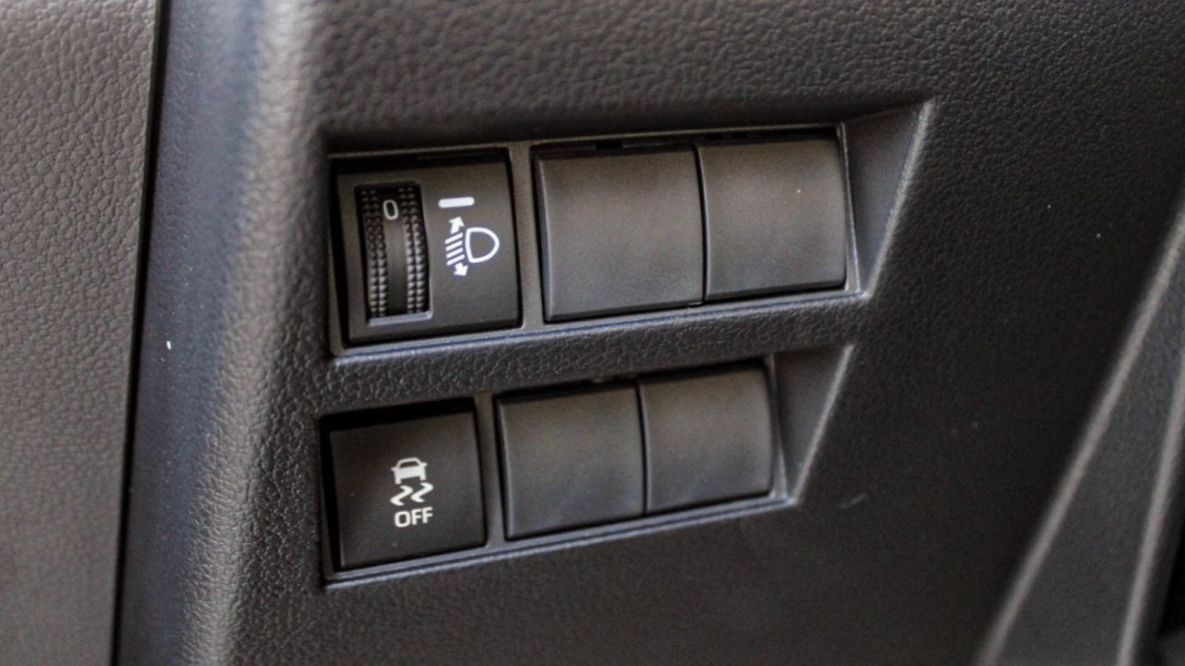 Toyota Land Cruiser TOYOTA LC300 4.0L GX-R V6 AT (Export Only)