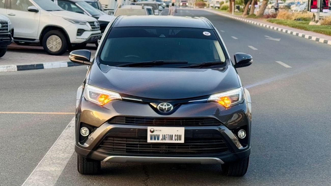 تويوتا راف ٤ EXCELLENT CONDITION | REAR VIEW CAMERA | 2.0L PETROL ENGINE | 2019 | RHD | PREMIUM BLACK INTERIOR