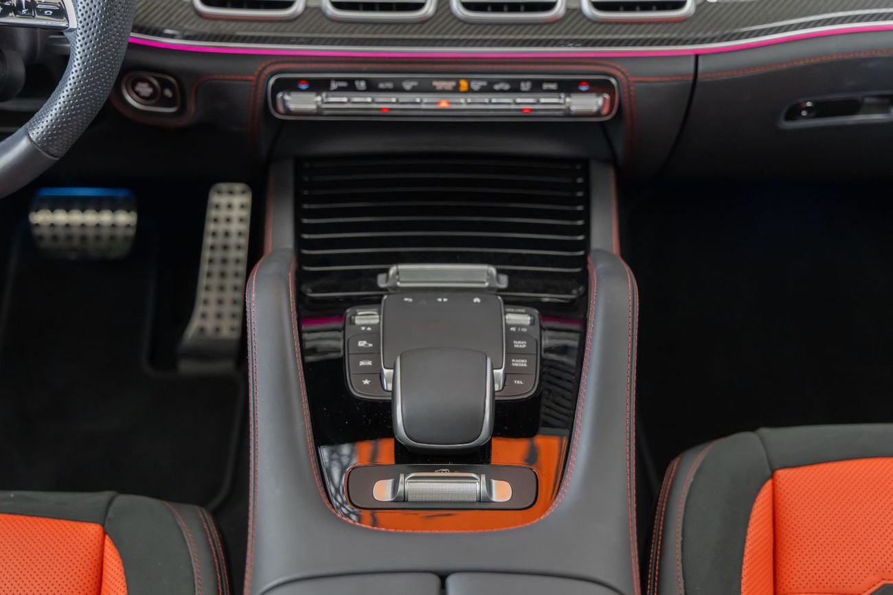 Mercedes-Benz GLE 53 AMG AMG 4MATIC+ *Special Offer* Mercedes-Benz GLE 53 AMG | Fully Loaded | Gargash Auto Warranty and Serv