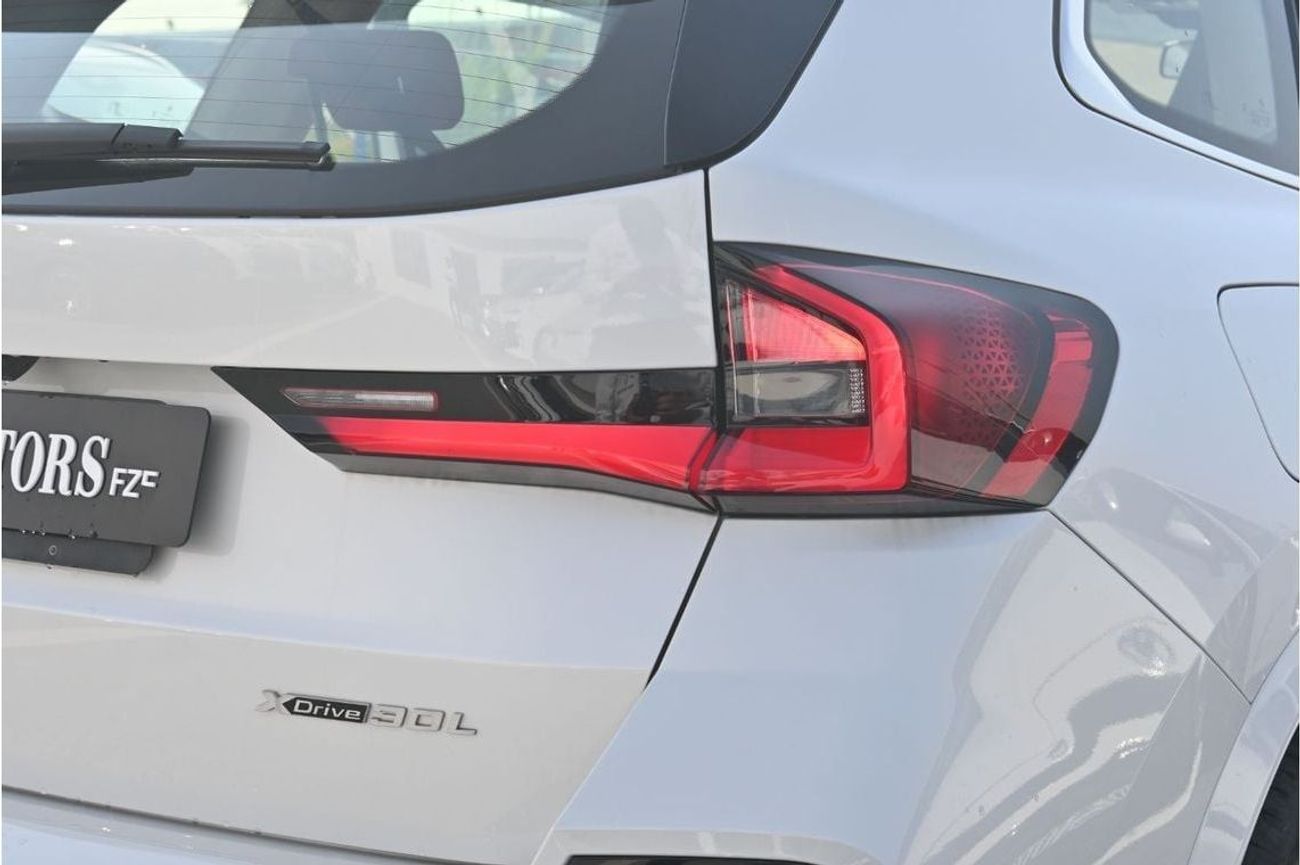 BMW iX1 BMW iX1 xDrive 30L M Sport Kit Model 2024, Color White