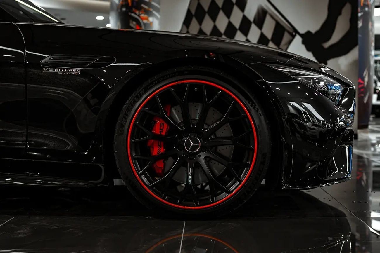 مرسيدس بنز SL 55 AMG SL 55 AMG 4Matic Plus - GCC Specs